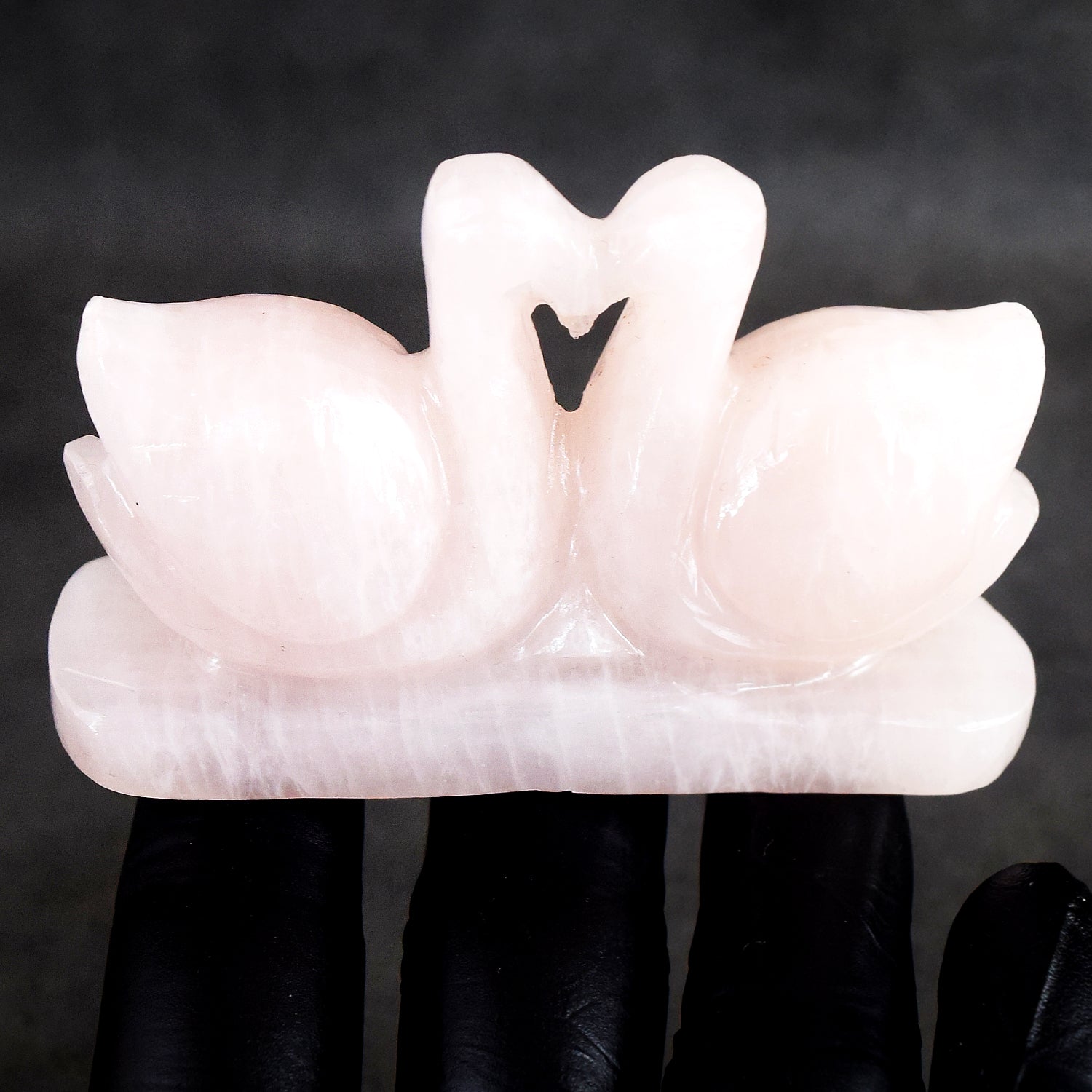 Natural 595.00 Cts Genuine Rose Quartz Hand Carved Premium Love Swan Pair