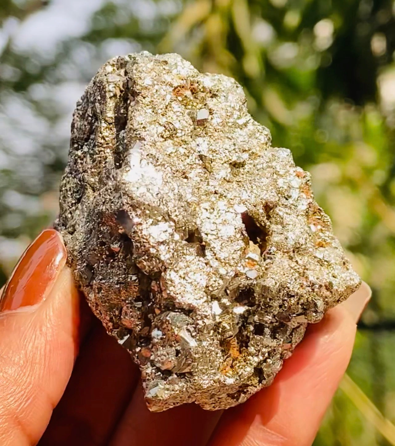 Beautiful 518.00 Cts Genuine Peru Pyrite Crystal Specimen Healing Cluster Gemstone