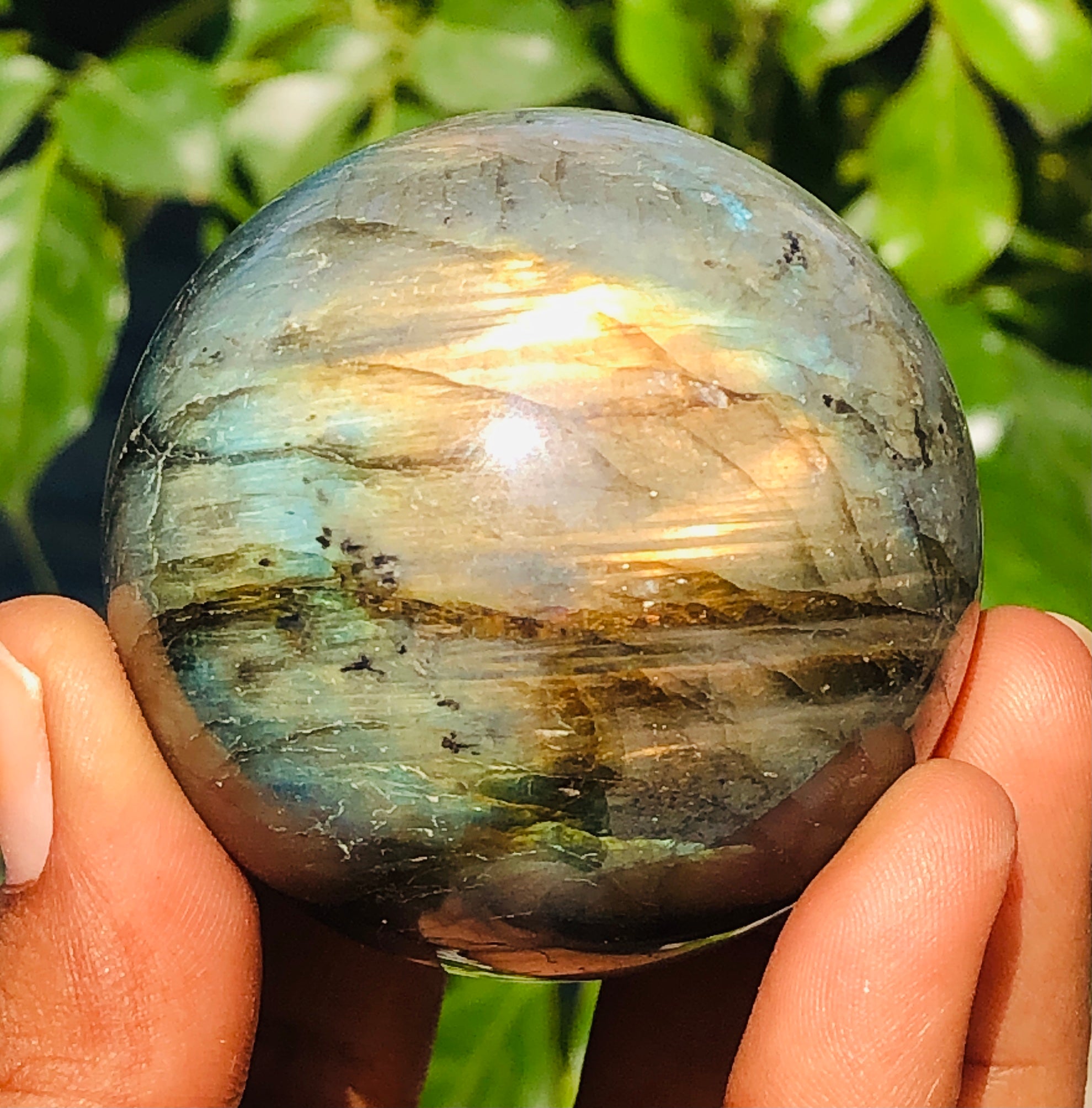Shiny 856.00 Cts Genuine Golden Flash Labradorite Healing Ball Premium Sphere Crystal