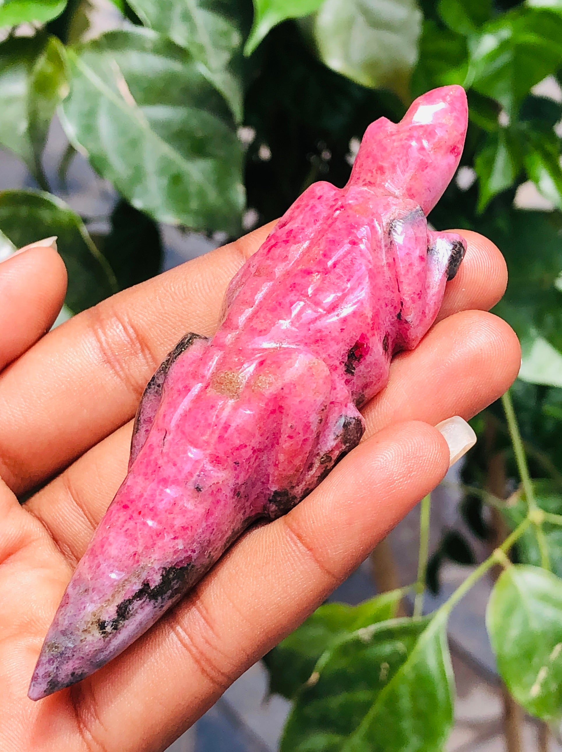 Exclusive 396.00 Cts Genuine Rhodonite Hand Carved Lizard Gemstone Carving 2026  Collection