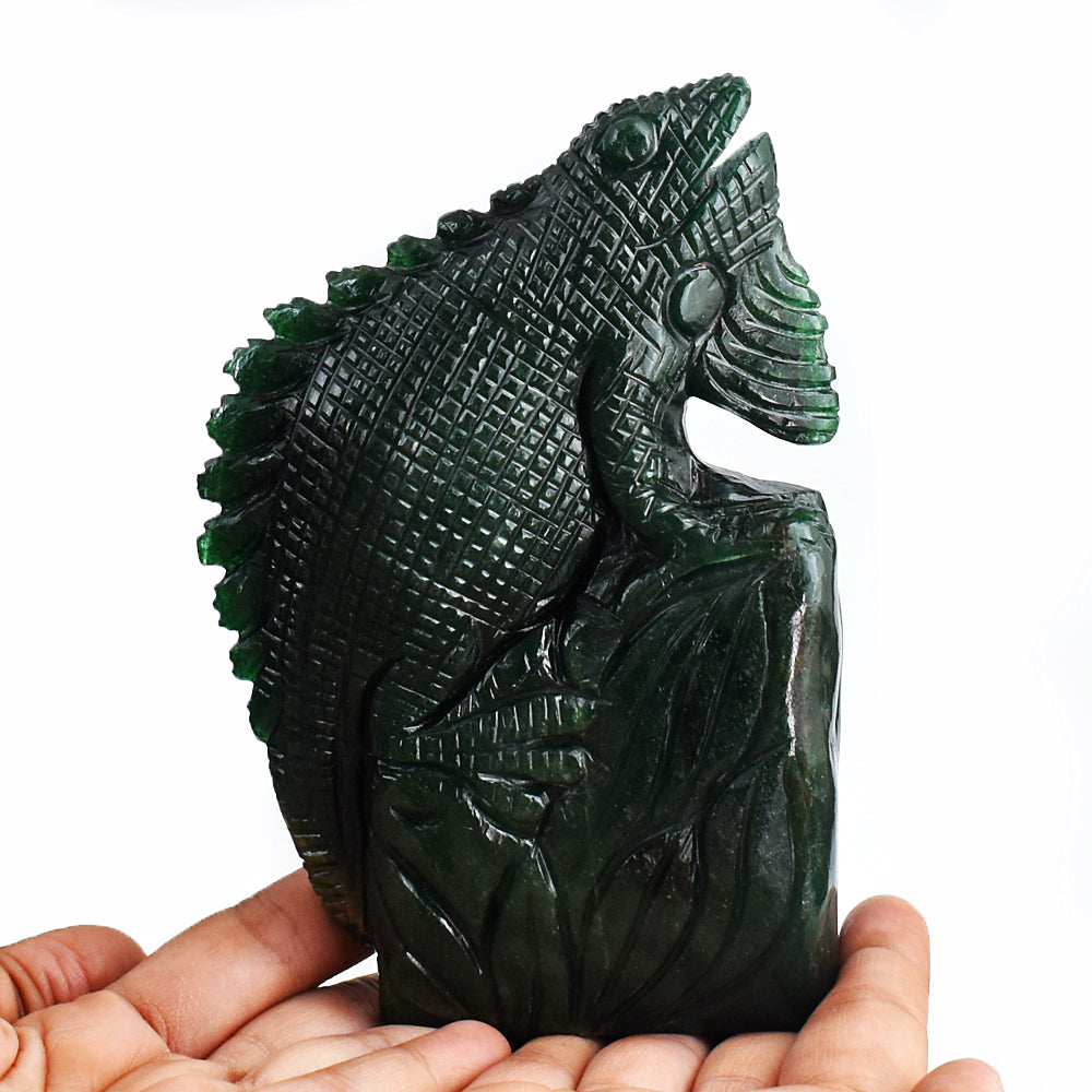 Exclusive 3750.00 Cts Genuine Green Jade Hand Carved Crystal Gemstone Chameleon Carving