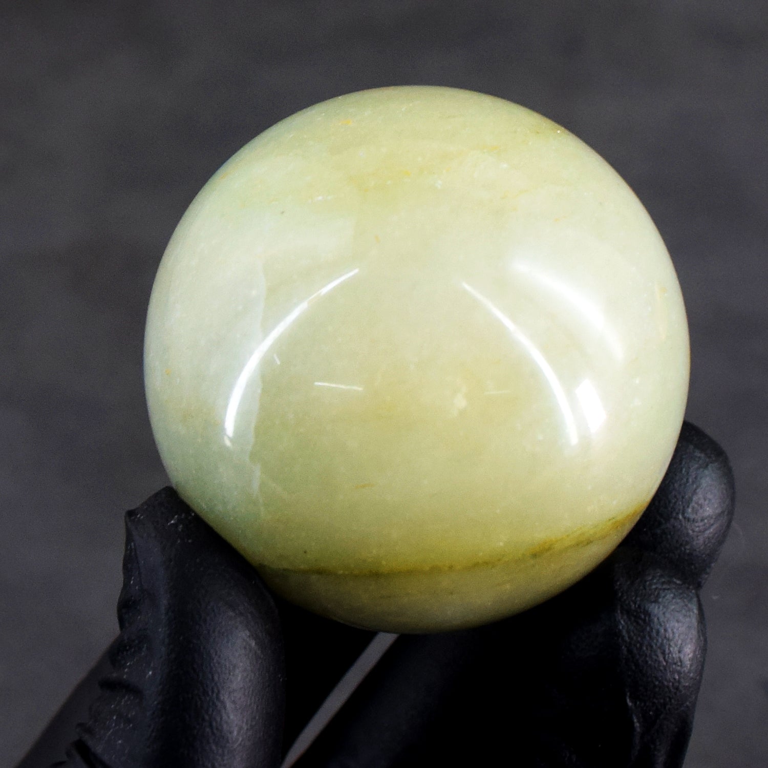 Artisian 583.00 Cartas Genuine  Aventurine Hand Carved Crystal  Healing Gemstone Sphere