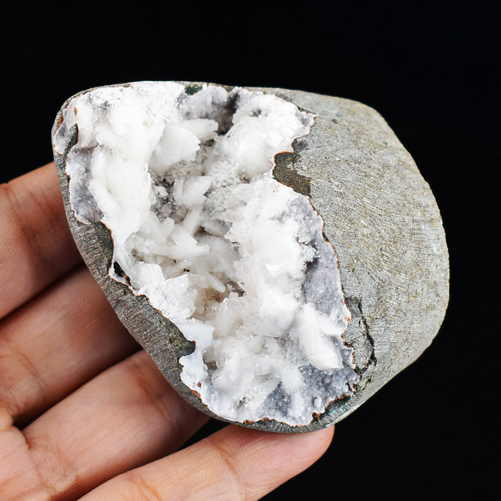 Natural 882.00 Cts Genuine Chalcedony With MM Quartz Crystal Specimen Gemstone