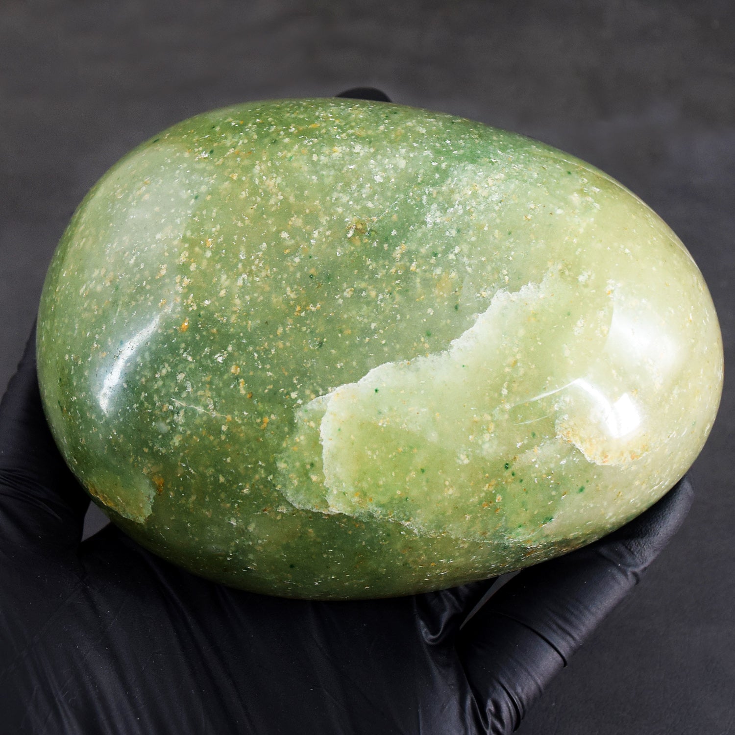 Flawless 1072.00 Carats Genuine Green Aventurine Hand Carved Crystal Gemstone Carving Big Bowl