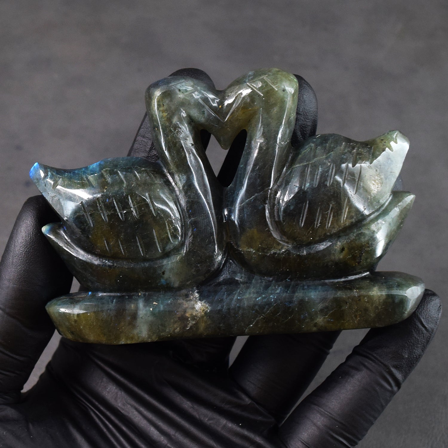 Stunning 788.00 Cts Genuine Blue Flash Labradorite Hand Carved Premium Love Swan Pair