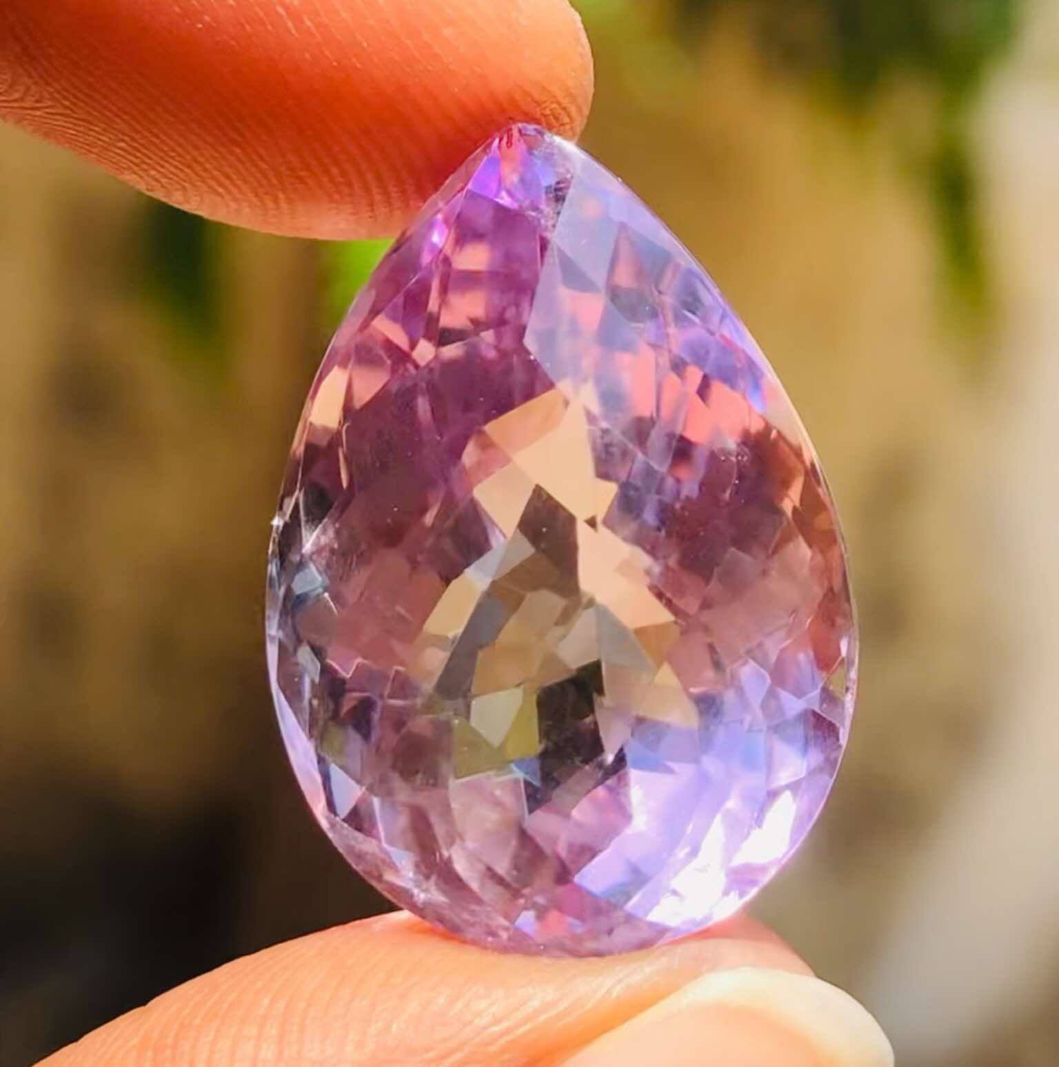 Beautiful 32.00 Cts Genuine Amethyst Faceted Loose Gemstone
