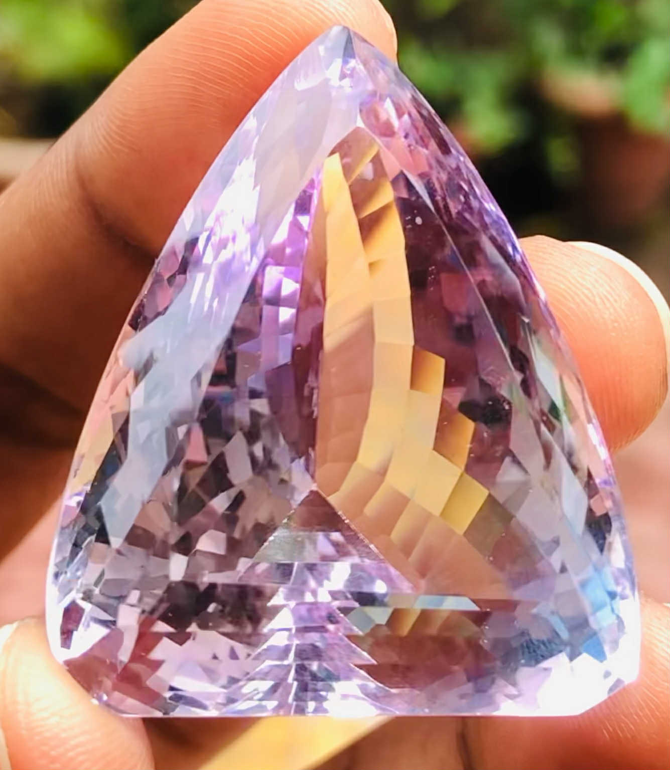 Stunning 152.00 Cts Genuine Amethyst Faceted Loose Gemstone