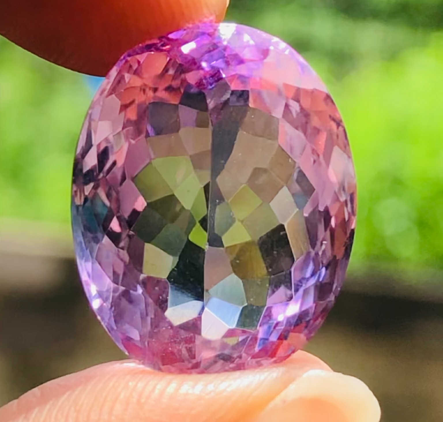 Untreated 19.00 Cts Genuine Amethyst Faceted Loose Gemstone