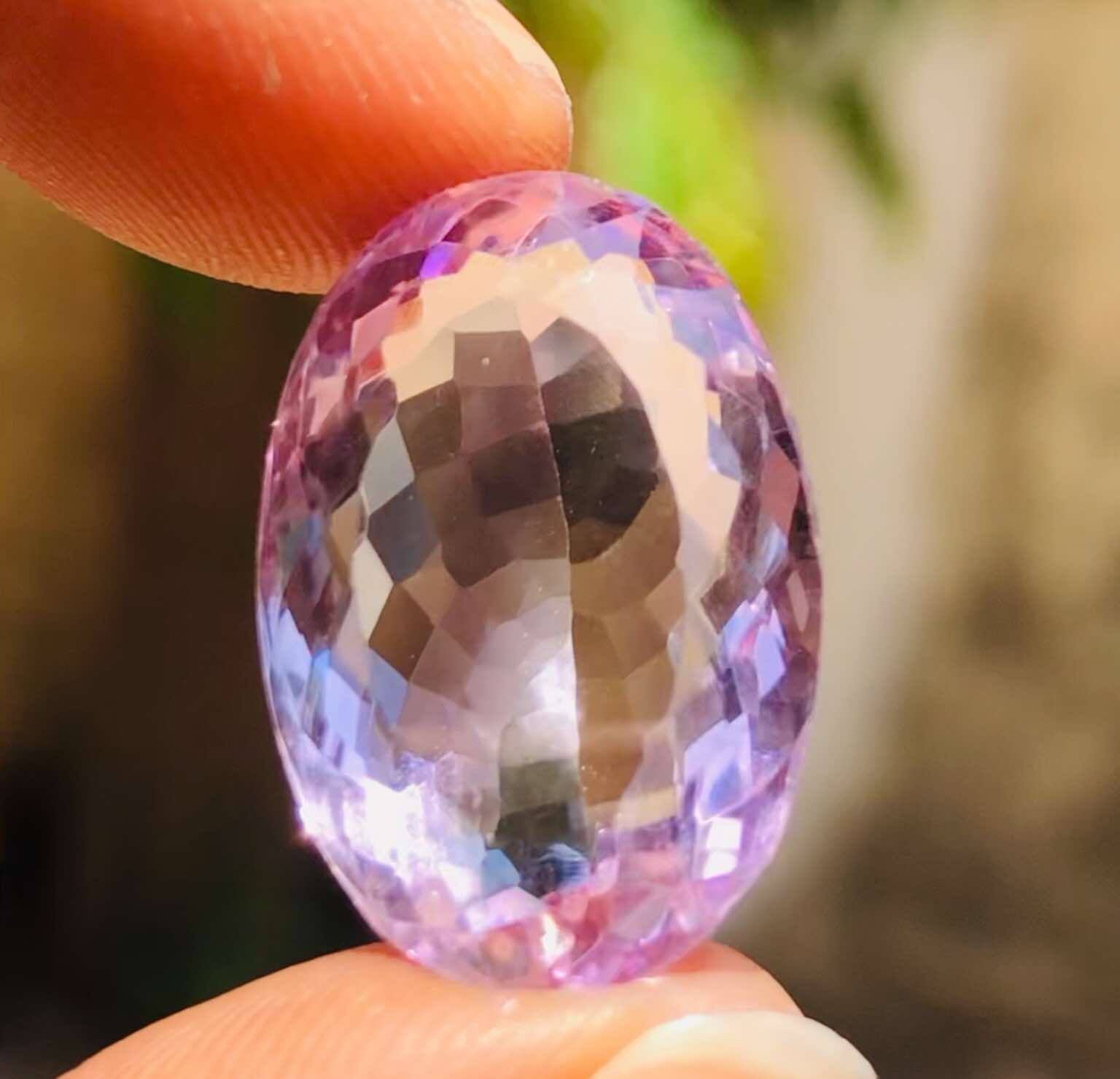 Stunning 20.00 Cts Genuine Amethyst Faceted Loose Gemstone