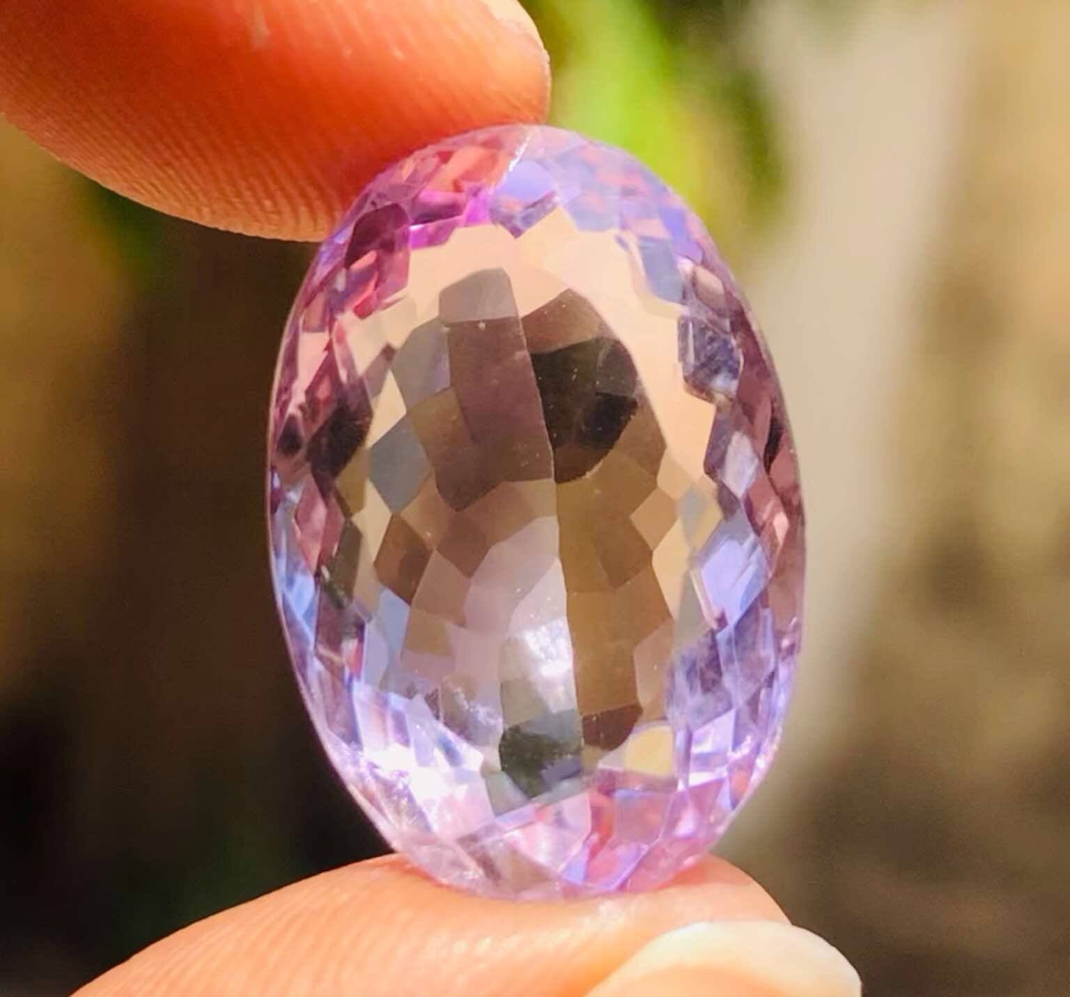 Stunning 20.00 Cts Genuine Amethyst Faceted Loose Gemstone