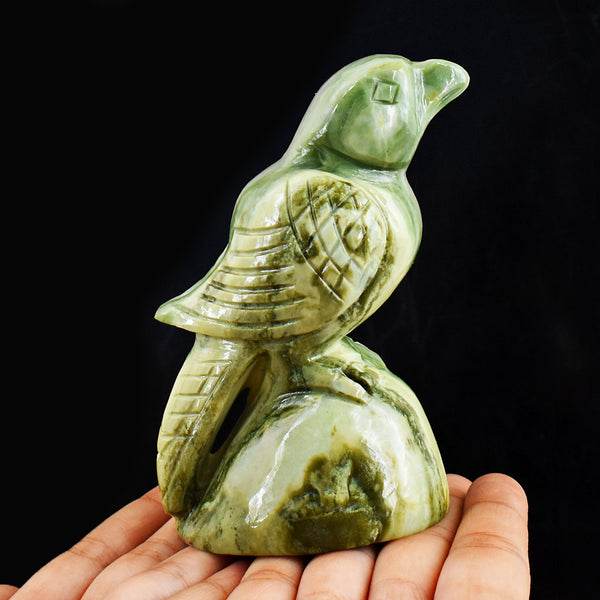 Artisian 1876.00 Carats  Genuine  Serpentine  Hand Carved Crystal Parrot Gemstone  Carving