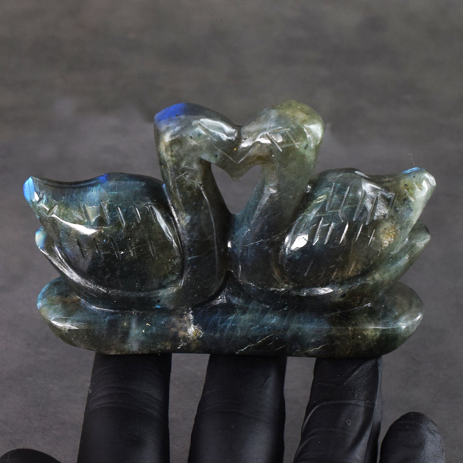 Stunning 788.00 Cts Genuine Blue Flash Labradorite Hand Carved Premium Love Swan Pair