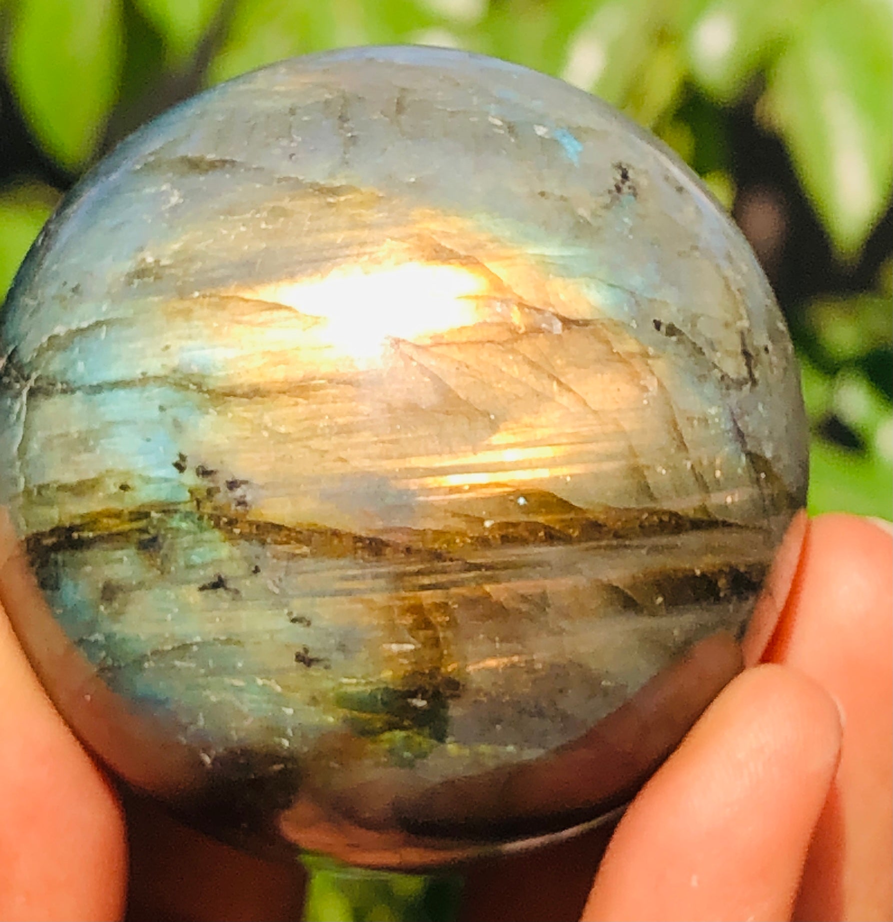 Shiny 856.00 Cts Genuine Golden Flash Labradorite Healing Ball Premium Sphere Crystal