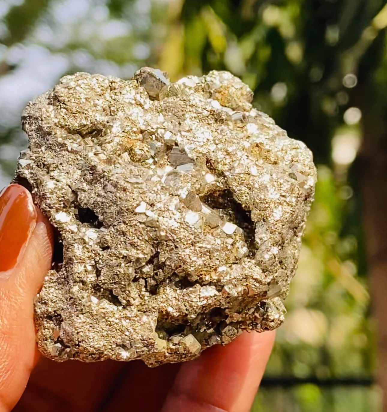Beautiful 784.00 Cts Genuine Peru Pyrite Crystal Specimen Healing Cluster Gemstone