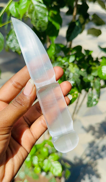 Special 307.00 Cts Genuine Selenite Hand Carved Crystal Gemstone Knife