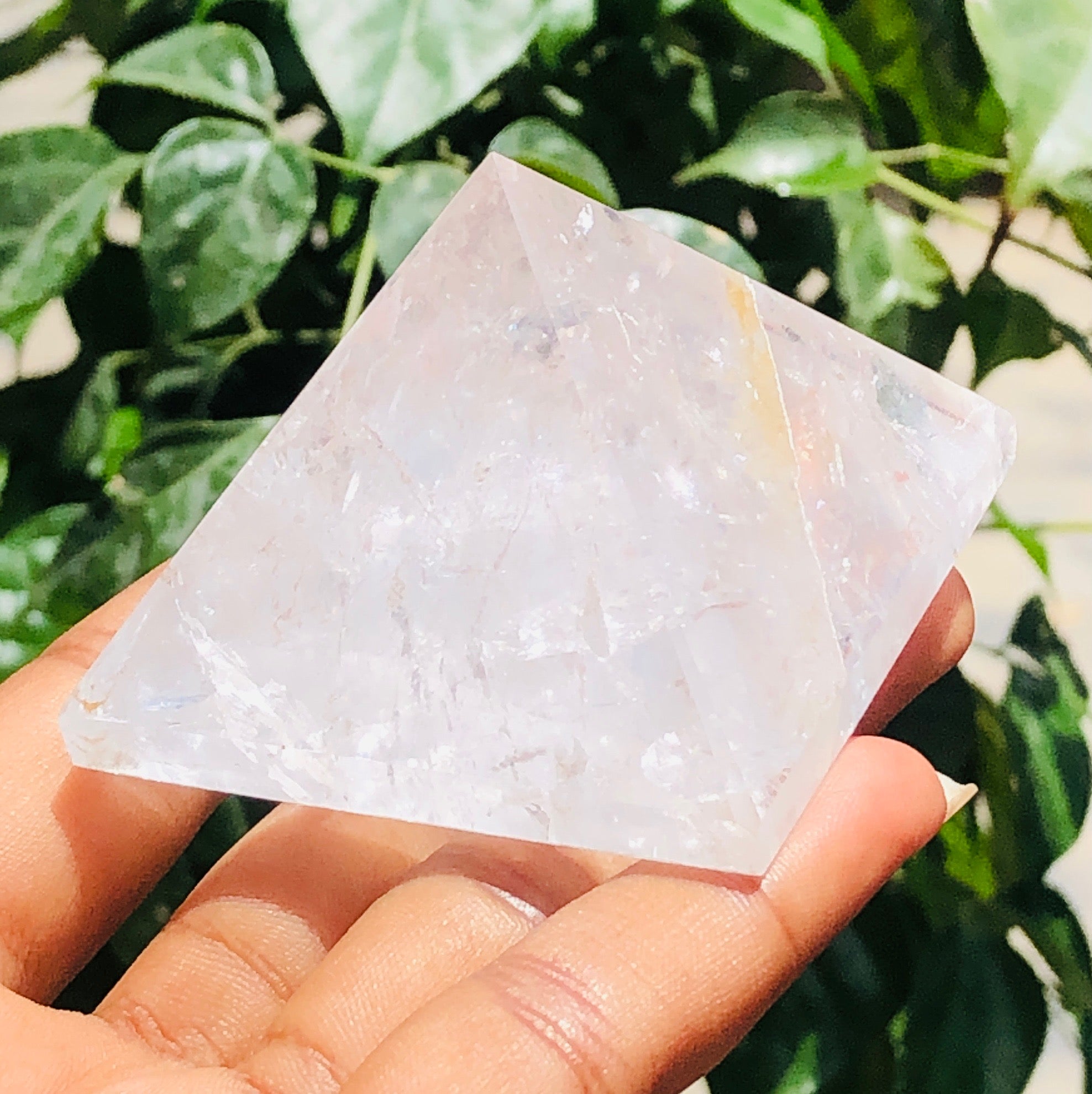 Amazing 621.00 Cts Genuine White Quartz Healing Crystal Specimen Premium Divine Pyramid