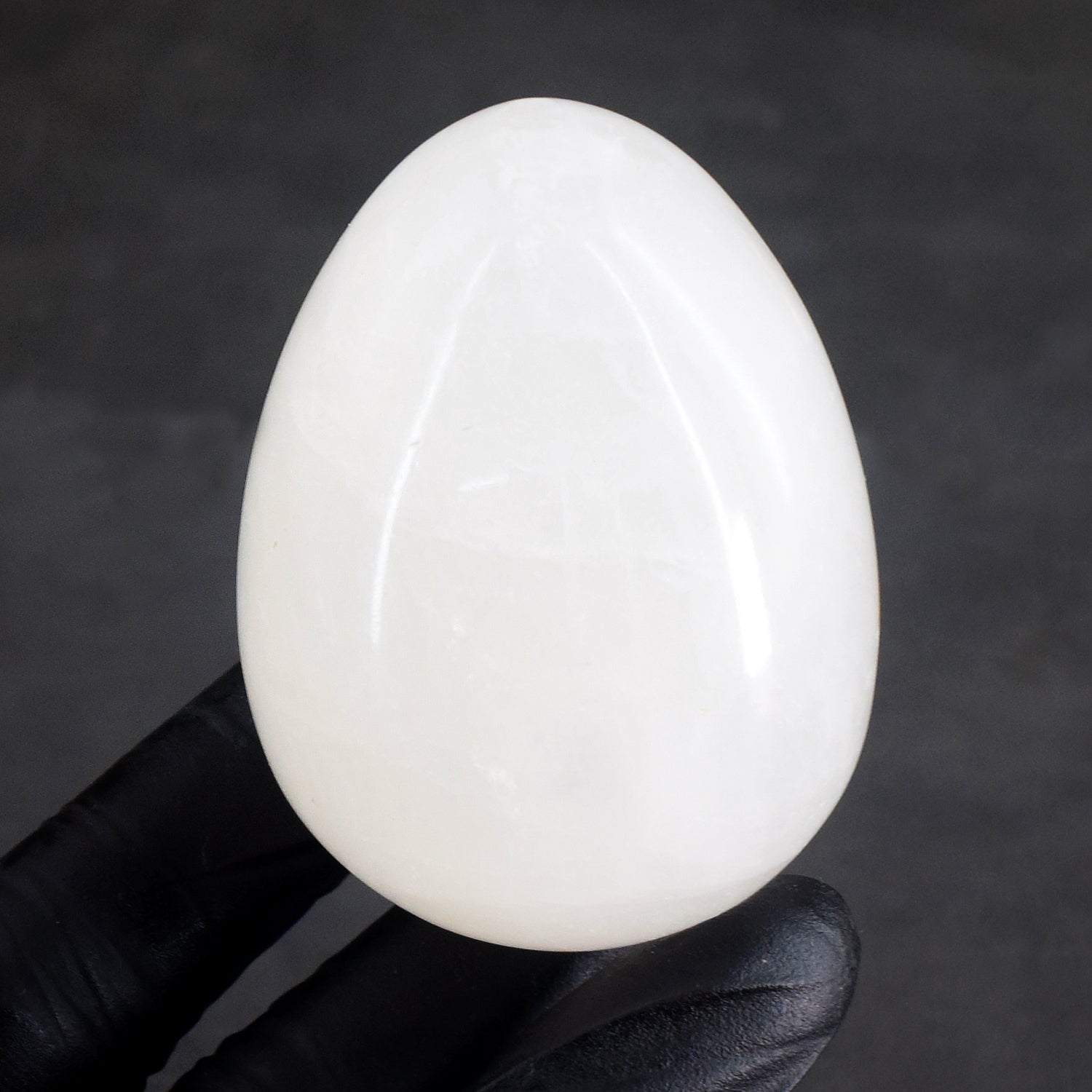 Elegant 857.00 Cts Genuine Rose Quartz Premium Healing Crystal Egg