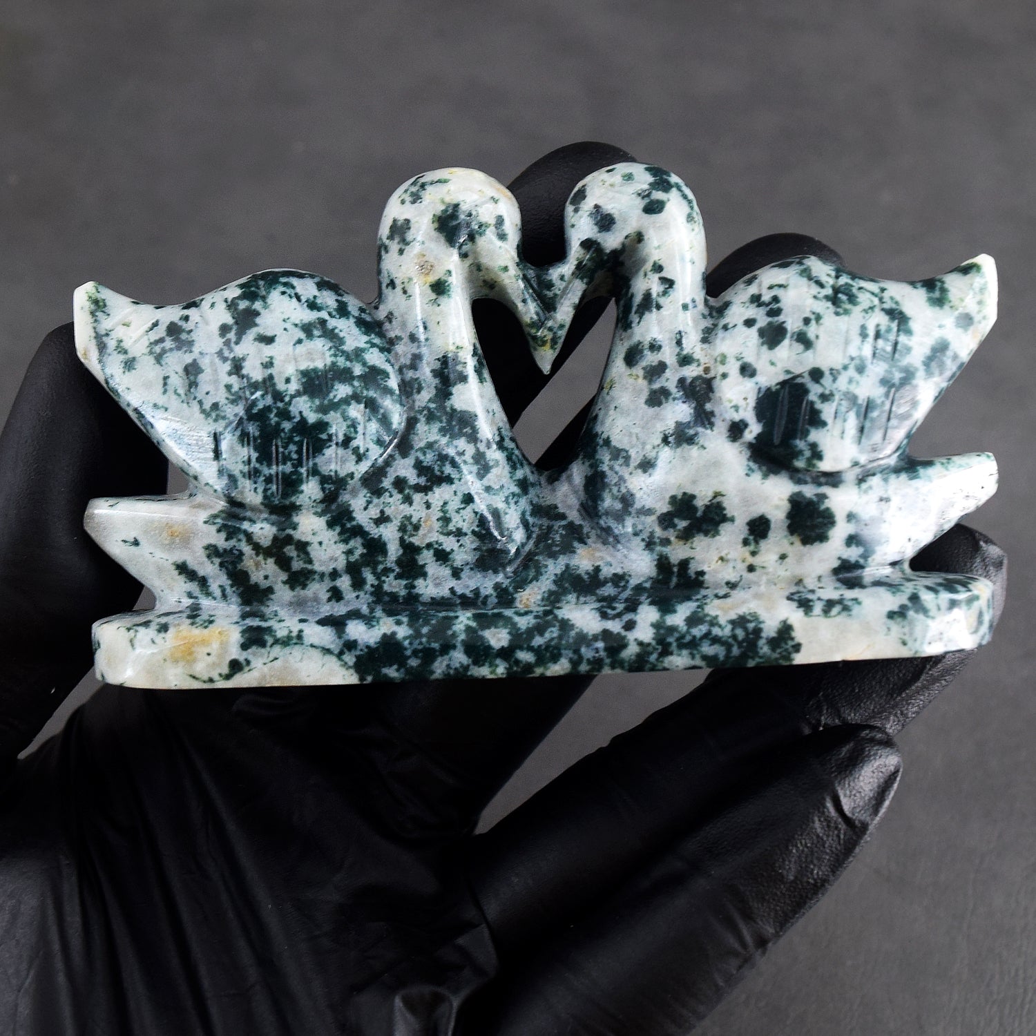 Fabulous 696.00 Cts Genuine Tree Agate Hand Carved Premium Love Swan Pair