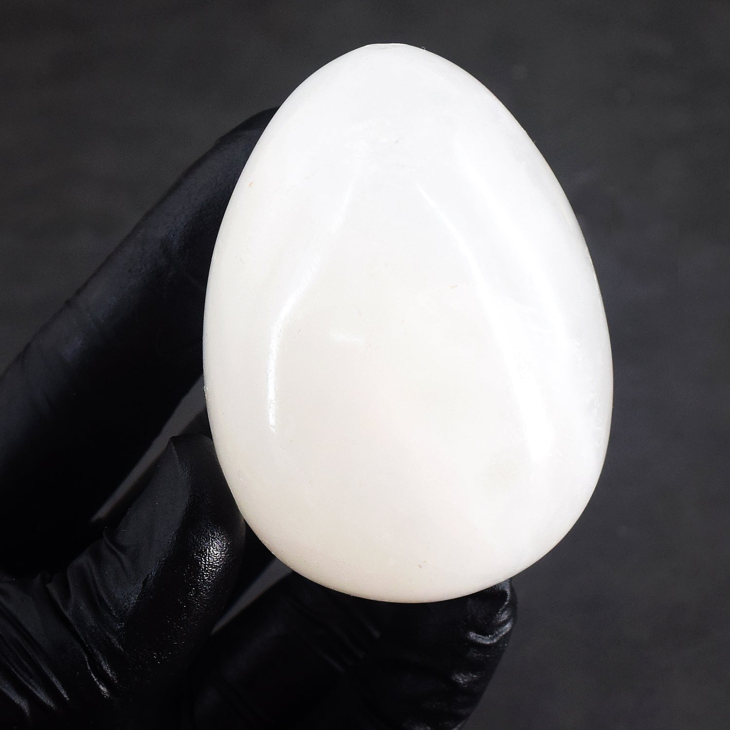 Elegant 857.00 Cts Genuine Rose Quartz Premium Healing Crystal Egg