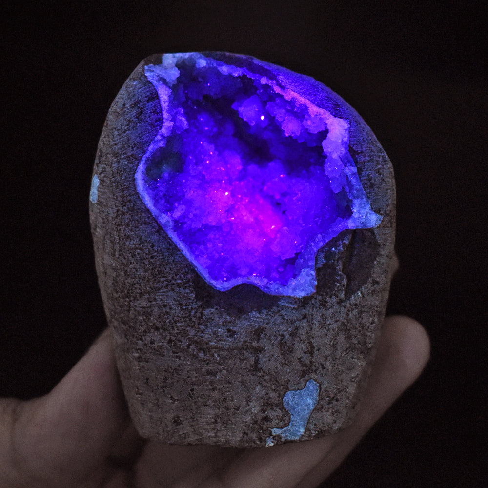 Exclusive 1069.00 Cts Genuine Chalcedony With MM Quartz Crystal Specimen Gemstone