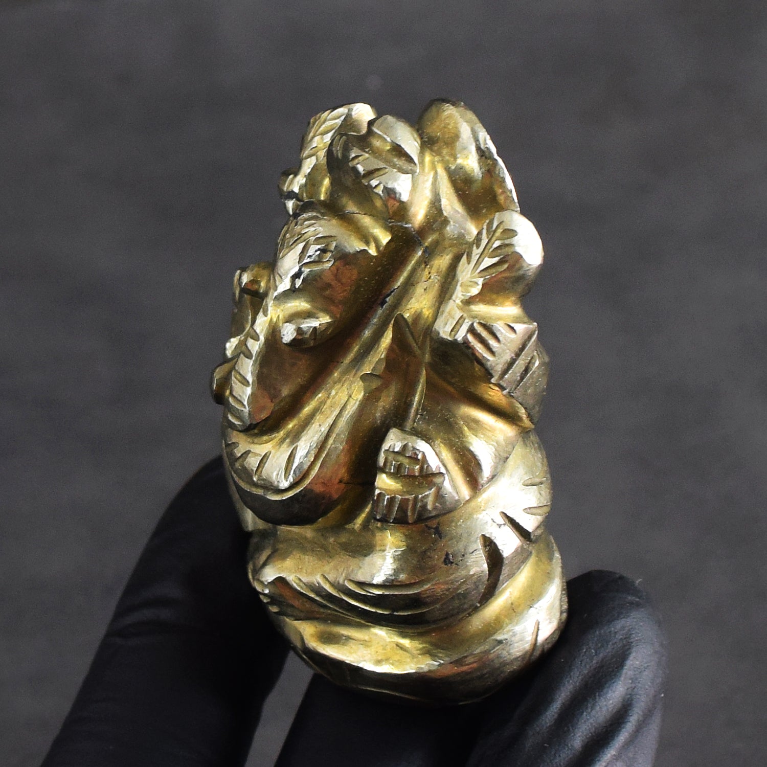 Gorgeous 643.00 Cts Genuine Golden Pyrite Hand Carved Premium Lord Ganesha