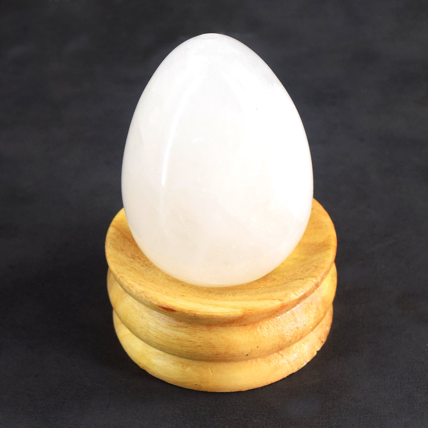 Elegant 857.00 Cts Genuine Rose Quartz Premium Healing Crystal Egg