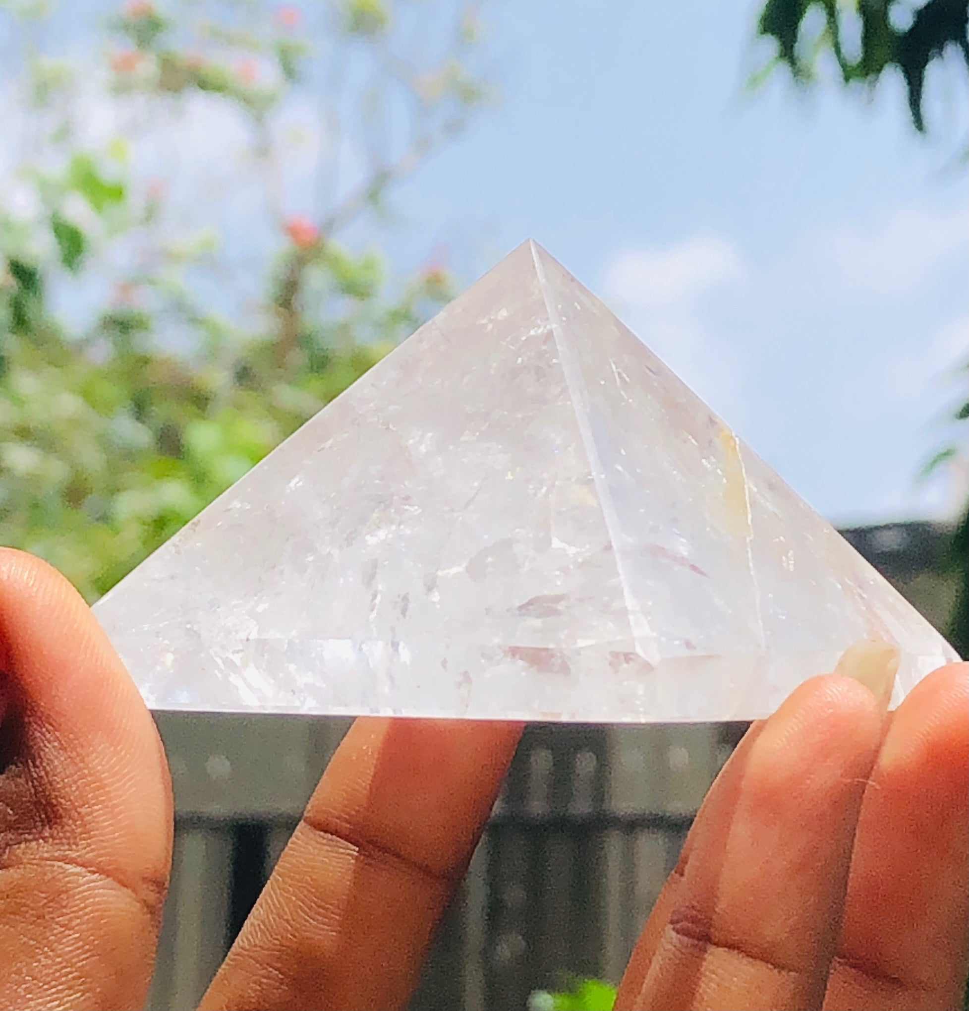 Amazing 621.00 Cts Genuine White Quartz Healing Crystal Specimen Premium Divine Pyramid
