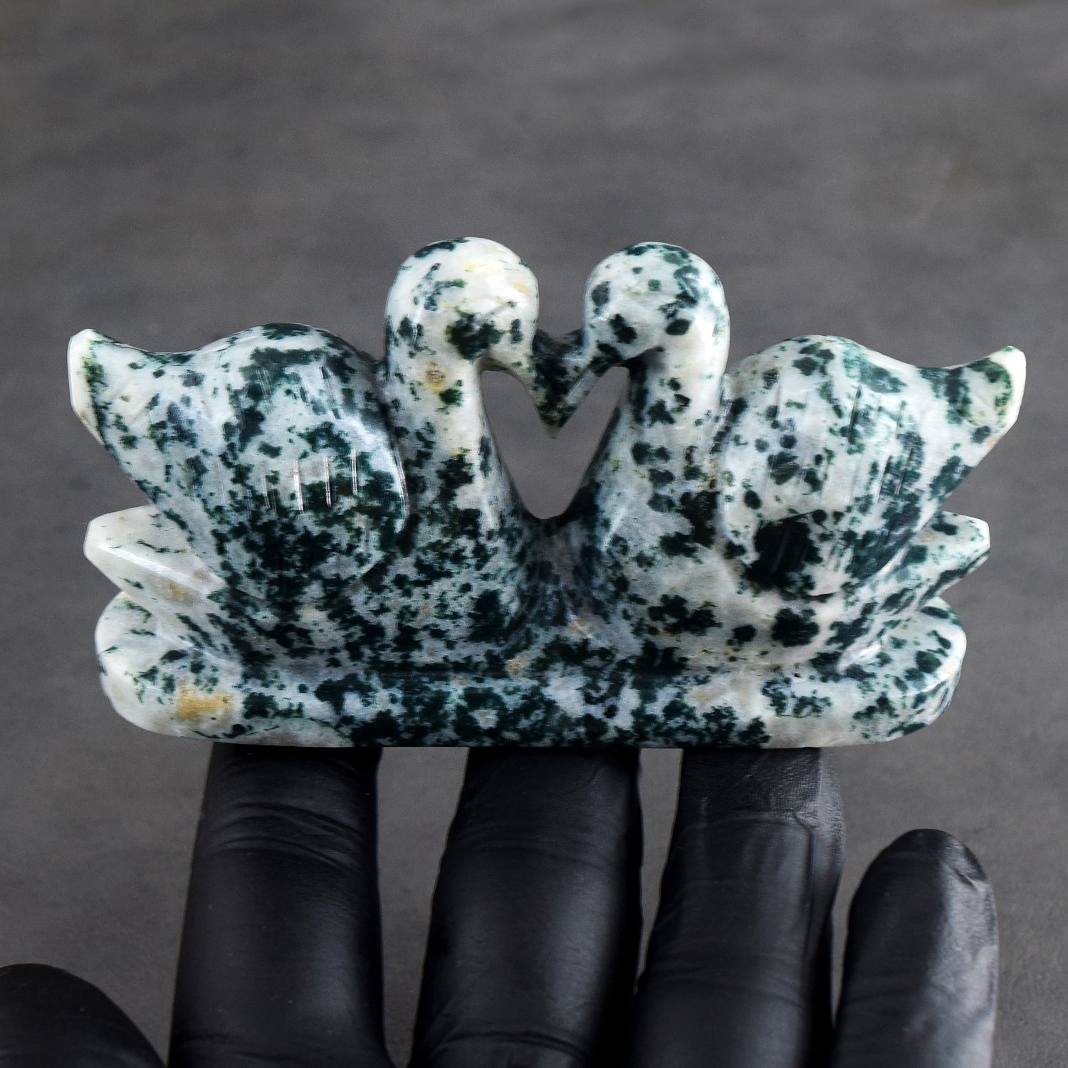 Fabulous 696.00 Cts Genuine Tree Agate Hand Carved Premium Love Swan Pair