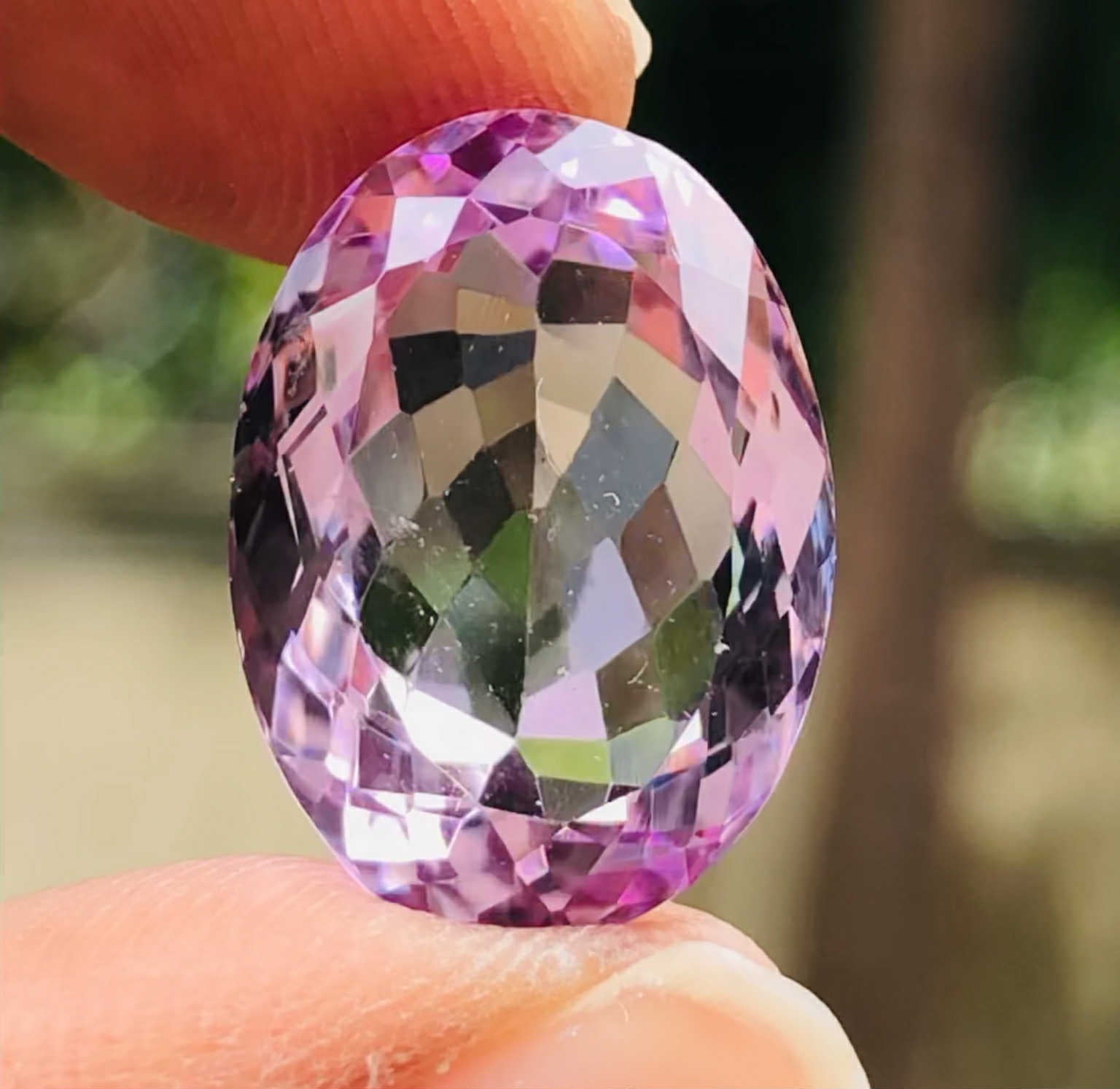 Exclusive 14.00 Cts Genuine Amethyst Faceted Loose Gemstone