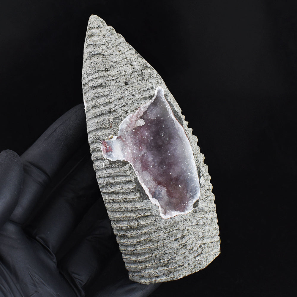 Genuine 1350.00 Carats Artisian Chalcedony Crystal Specimen Gemstone