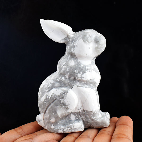 Craftsmen 1566.00 Carats  Genuine  Howlite Hand Carved Crystal Bunny Gemstone Carving
