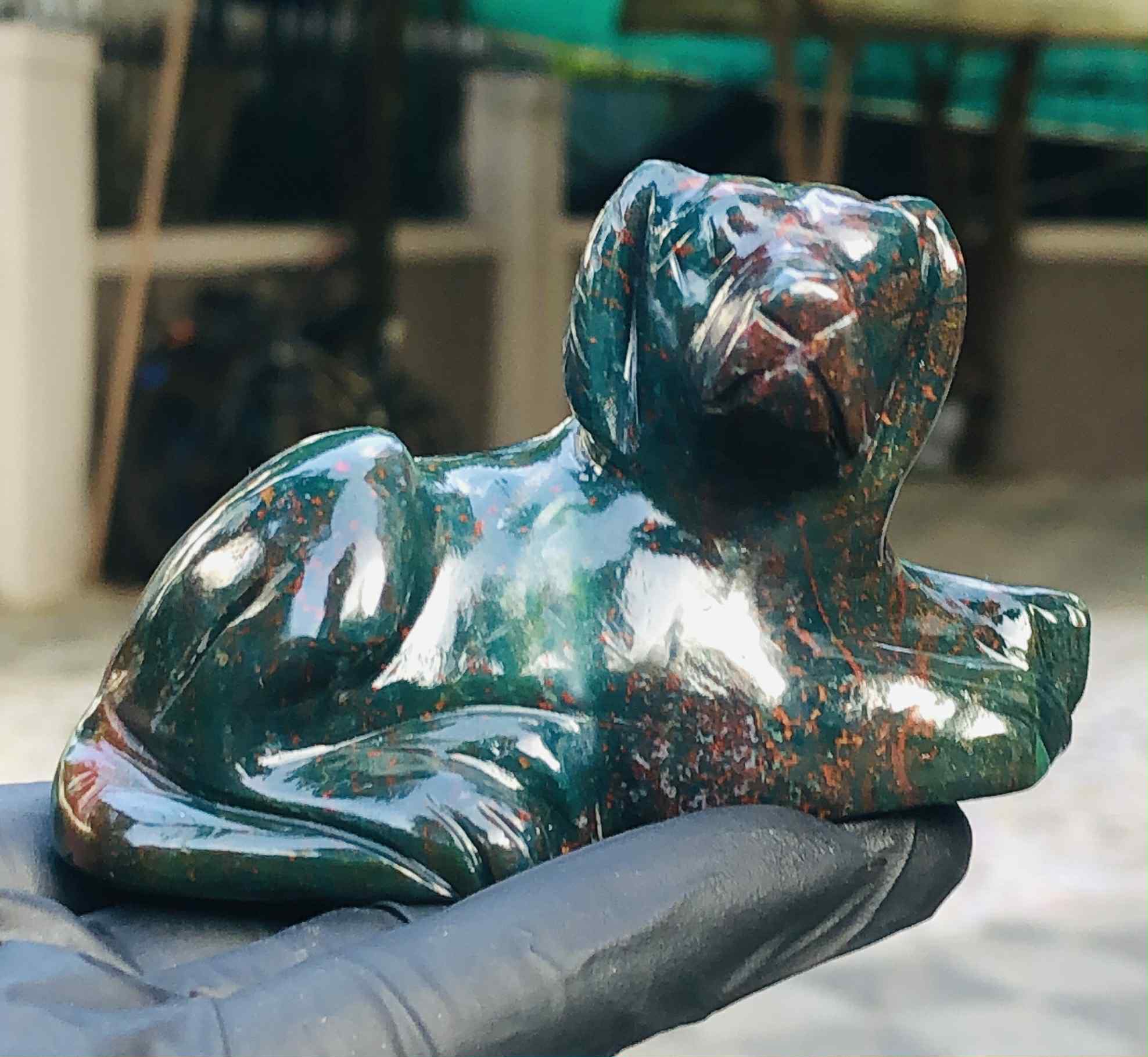 Gorgeous 834.00 Cts Genuine Bloodstone Carved Premium Dog Crystal