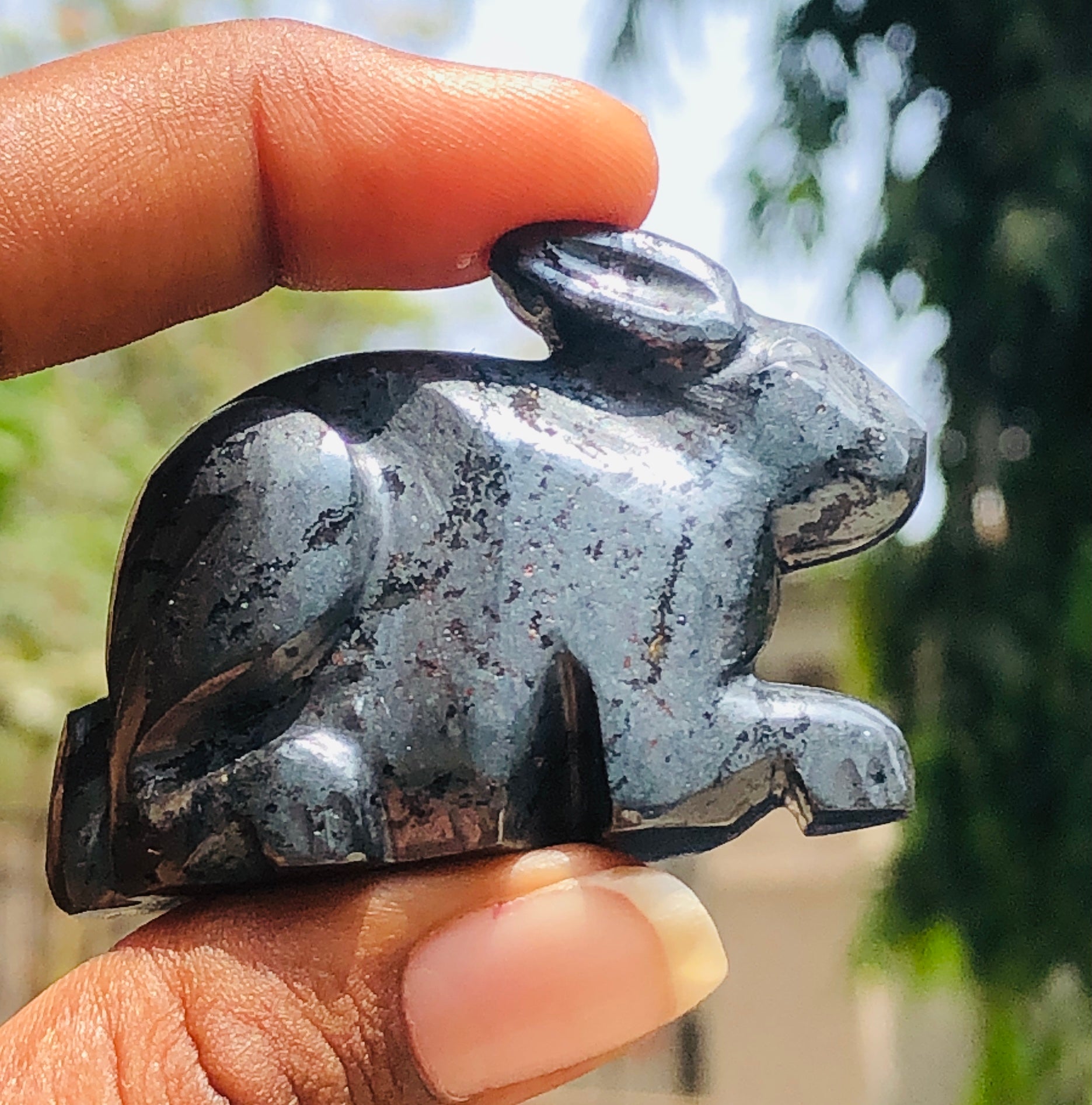 Beautiful  390.00 Carats Genuine Hematite Hand Carved Crystal Bunny Gemstone Carving 2026  Collection