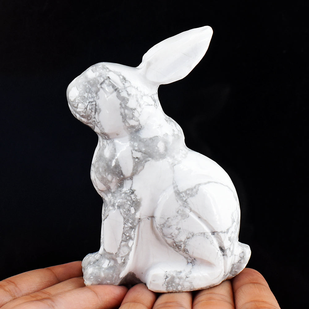 Craftsmen 1566.00 Carats  Genuine  Howlite Hand Carved Crystal Bunny Gemstone Carving