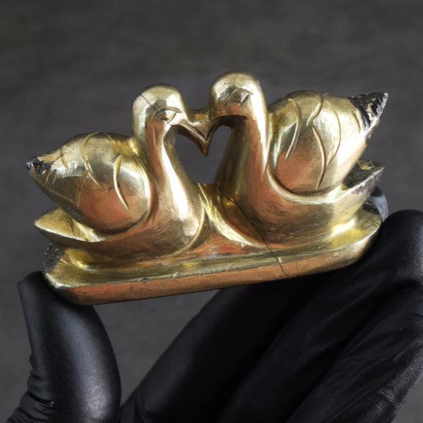 Awesome 684.00 Cts Genuine Pyrite Hand Carved Love Premium Swan Pair