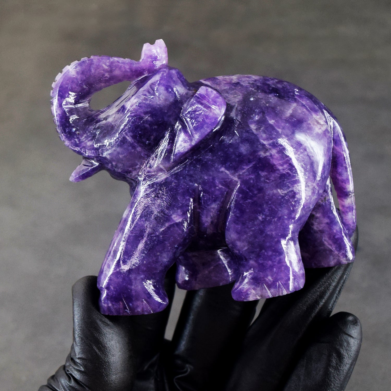 Wonderful 909.00 Cts Genuine Lepidolite Carved Premium Crystal Elephant