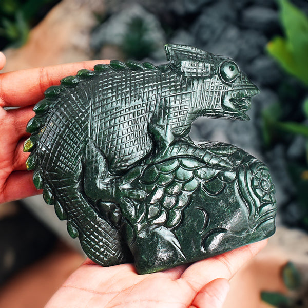 Awesome 3799.00 Cts Genuine Green Jade Hand Carved Crystal Gemstone Chameleon Carving