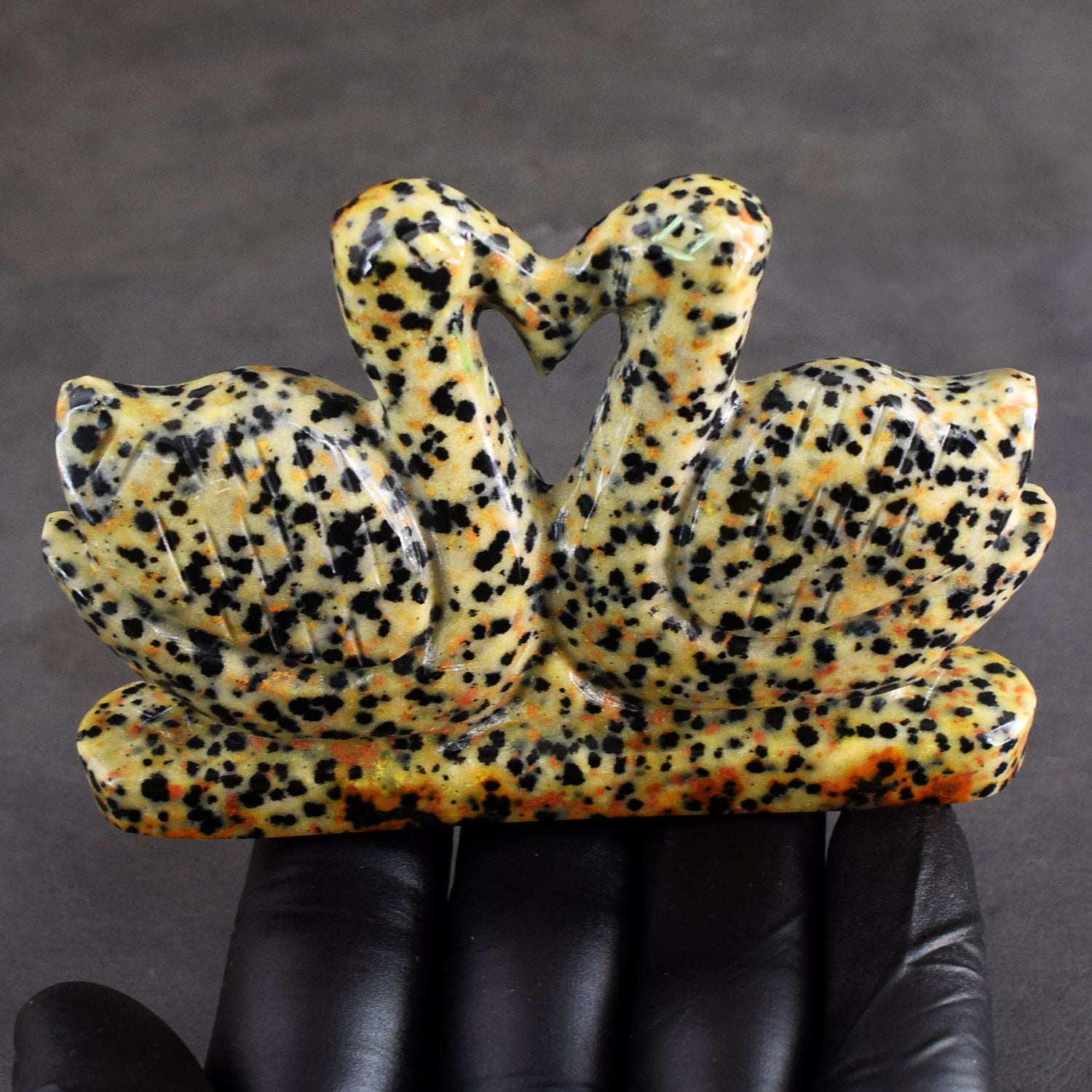Fabulous 648.00 Cts Genuine Dalmation Jasper Carved Premium Love Swan Pair
