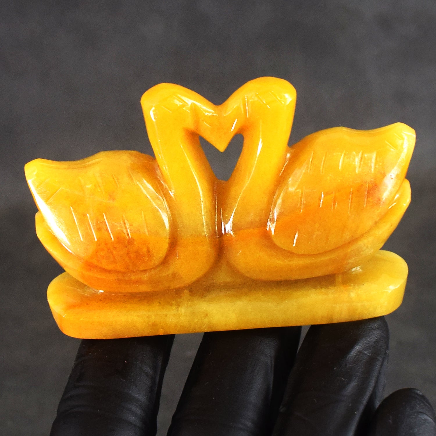 Awesome 475.00 Cts Genuine Aventurine Carved Love Premium Swan Pair