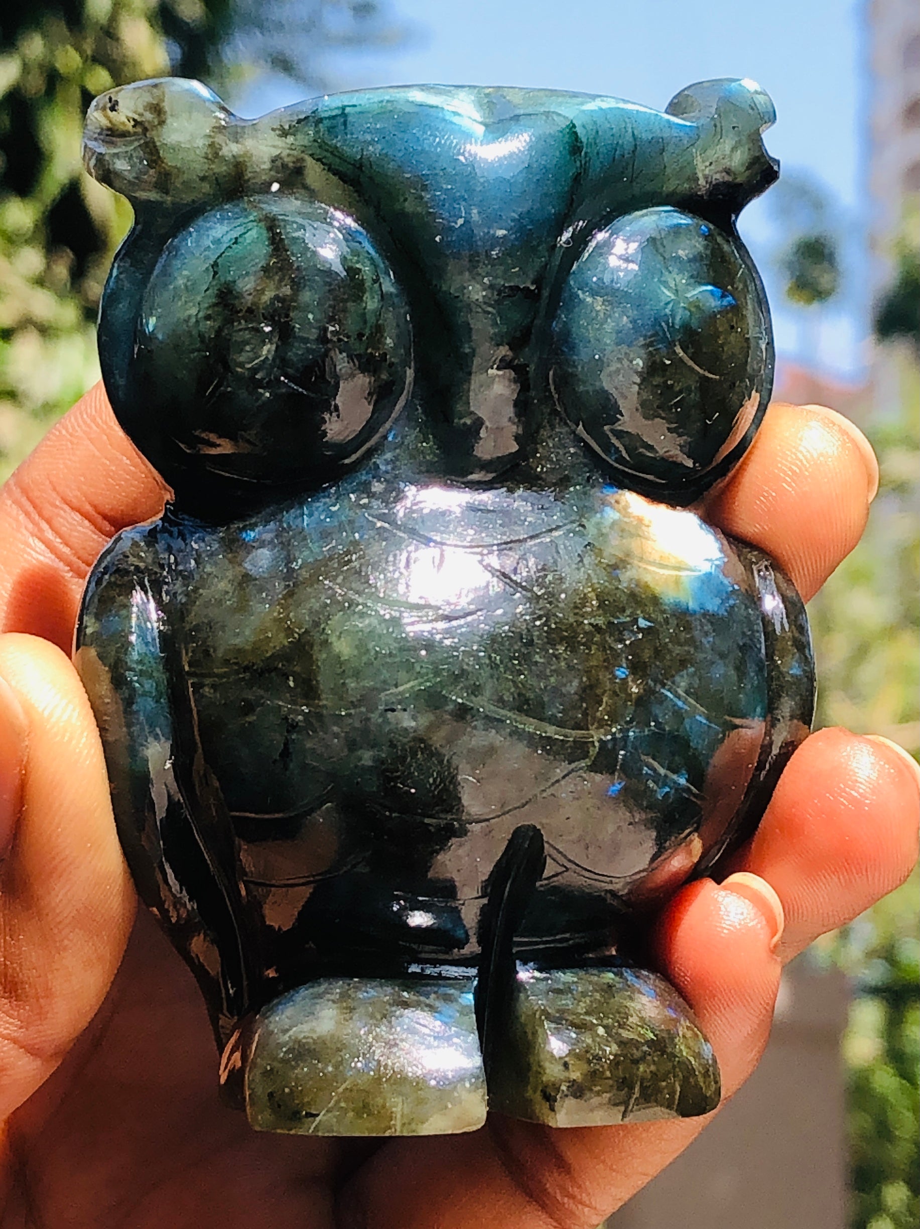 Perfect 1070.00 Cts Genuine Golden & Blue Flash Labradorite Hand Carved Premium Owl Crystal