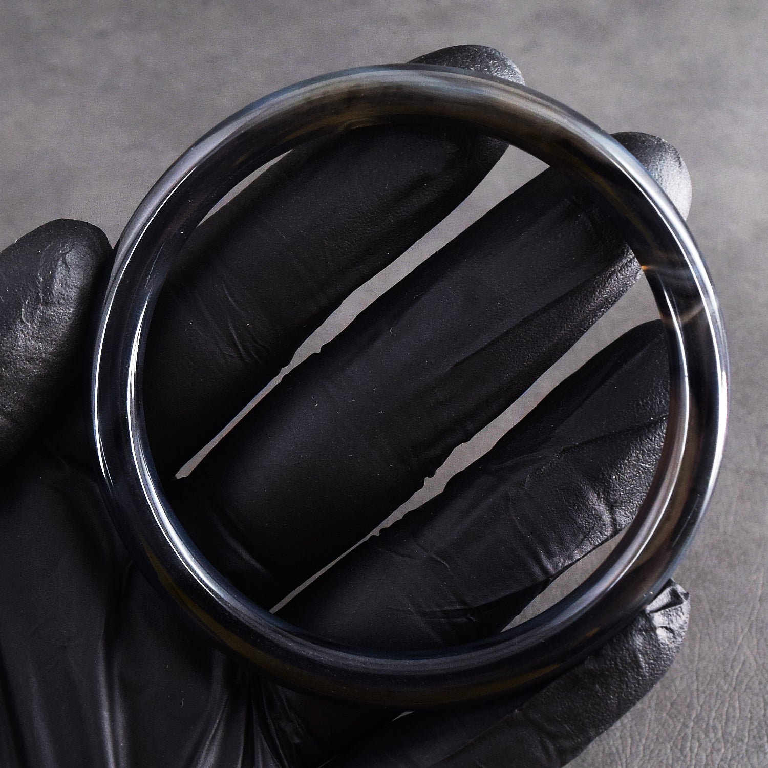 Graceful 95.00 Cts Genuine Black Agate Gemstone Crystal Specimen Premium Fancy Bangle