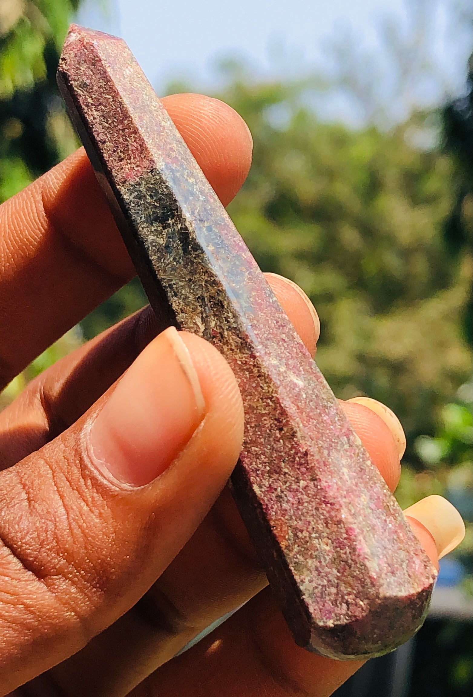 Gracious 120.00 Carats Genuine Ruby In Kyanite Crystal Gemstone Healing Point