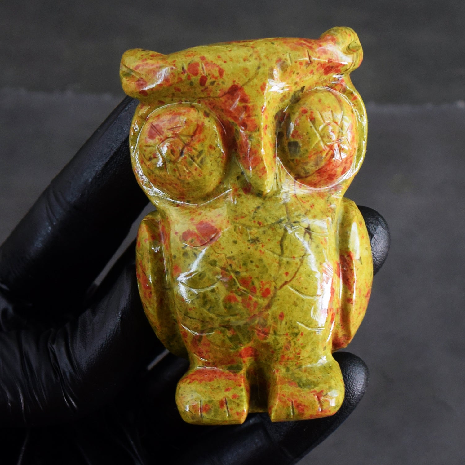 Gorgeous 924.00 Cts Genuine Blood Green Unakite Hand Carved Gemstone Premium Crystal Owl