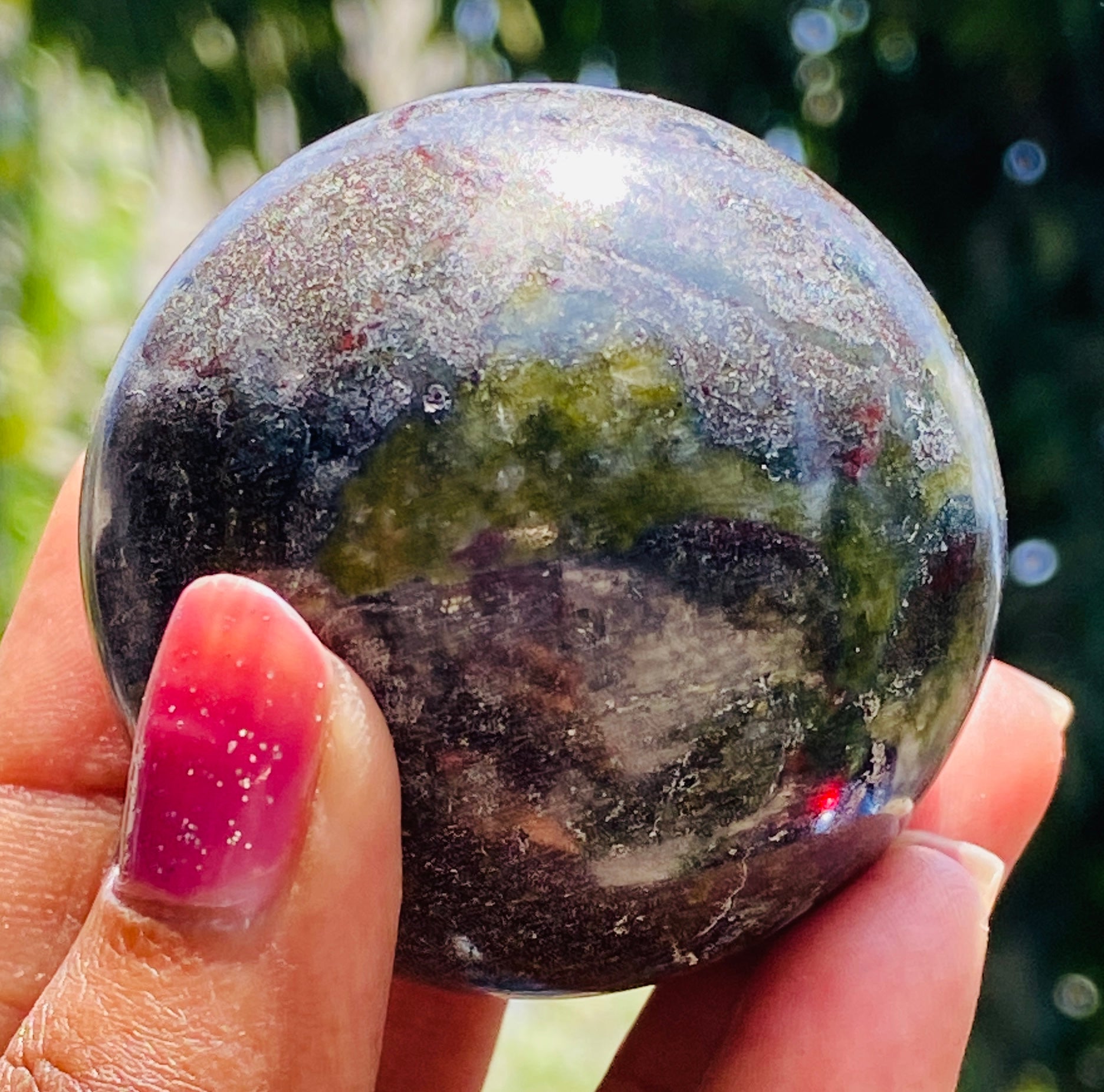 Artisian 869.00 Carats  Genuine  Dragon Blood Hand Carved Crystal Healing Gemstone Sphere