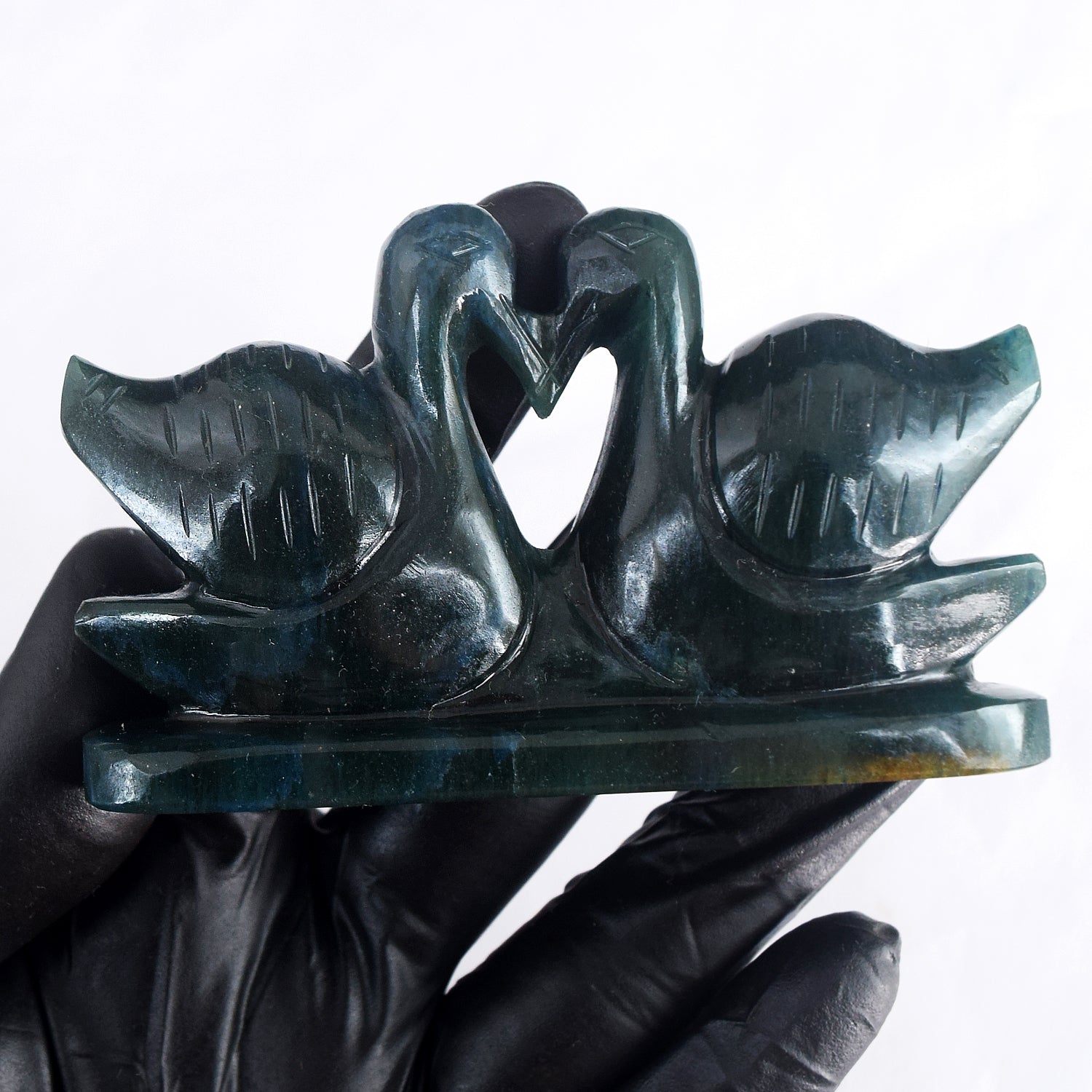 Gorgeous 717.00 Cts Genuine Green Moss Agate Carved Love Premium Swan Pair