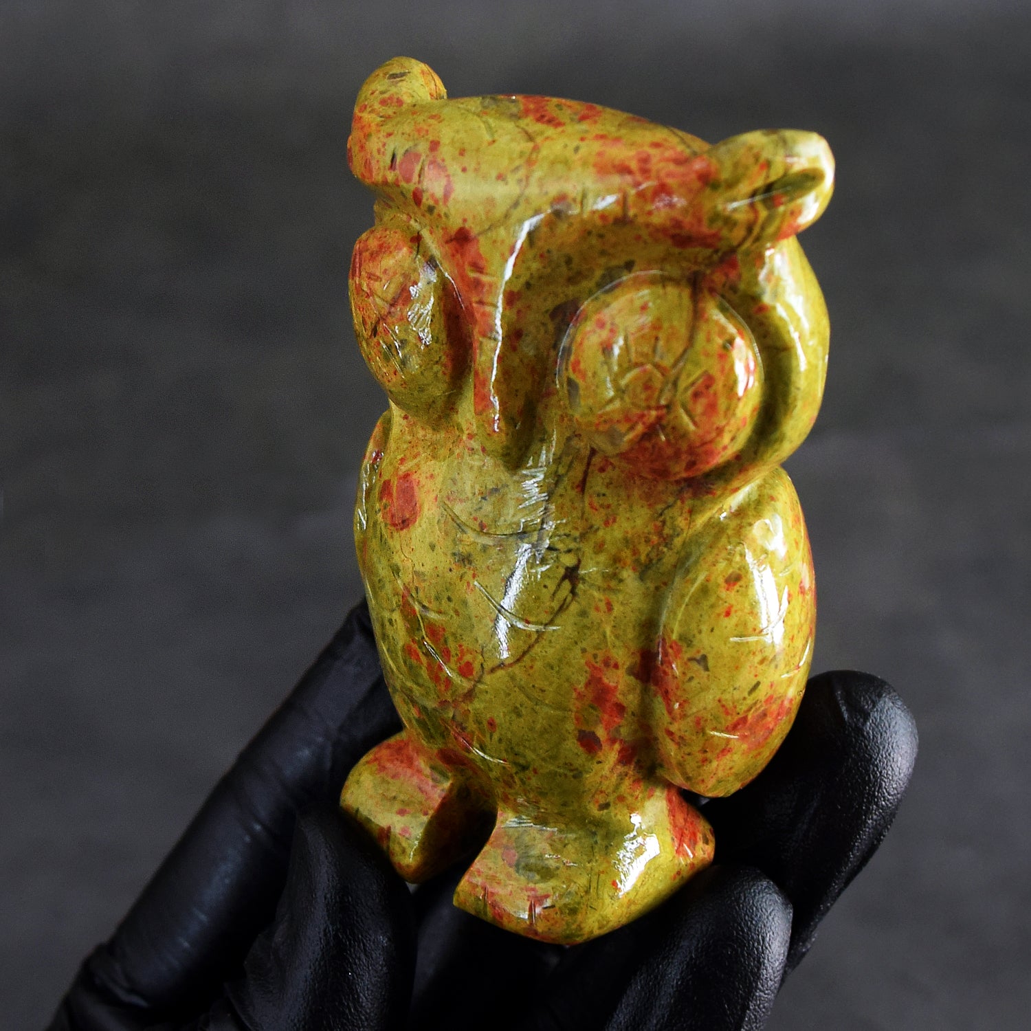 Gorgeous 924.00 Cts Genuine Blood Green Unakite Hand Carved Gemstone Premium Crystal Owl