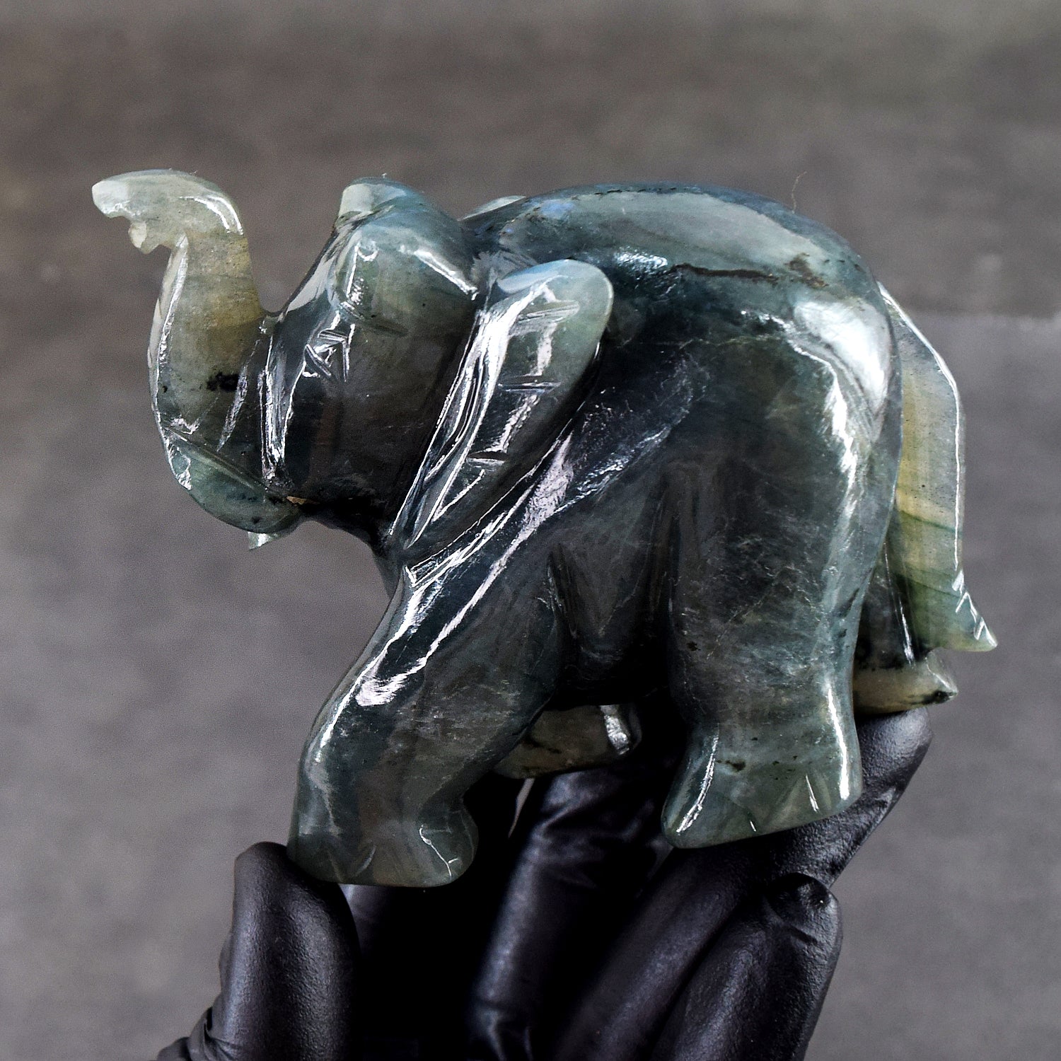 Natural 1311.00 Cts Genuine Blue Flash Labradorite Carved Premium Crystal Elephant