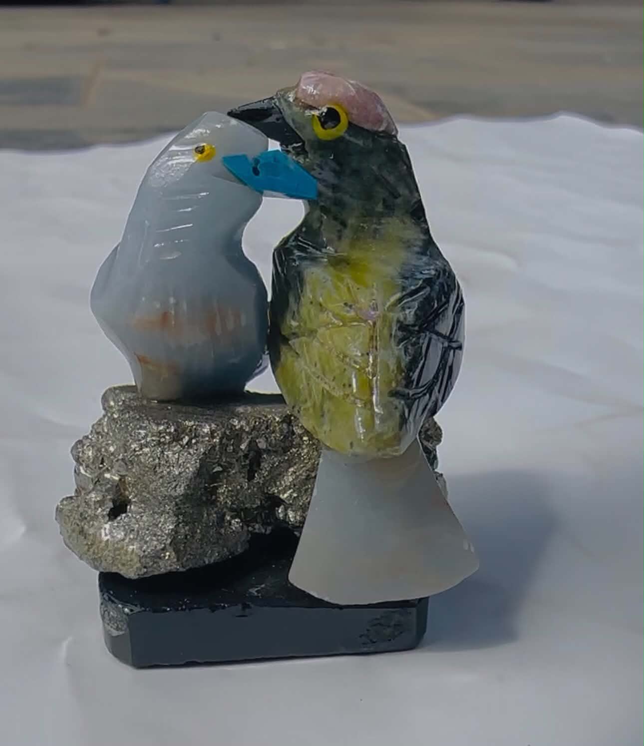 Impressive 291.00 Cts Genuine Mini Serpentine & Angelite Carved Love Bird 2026  Collection