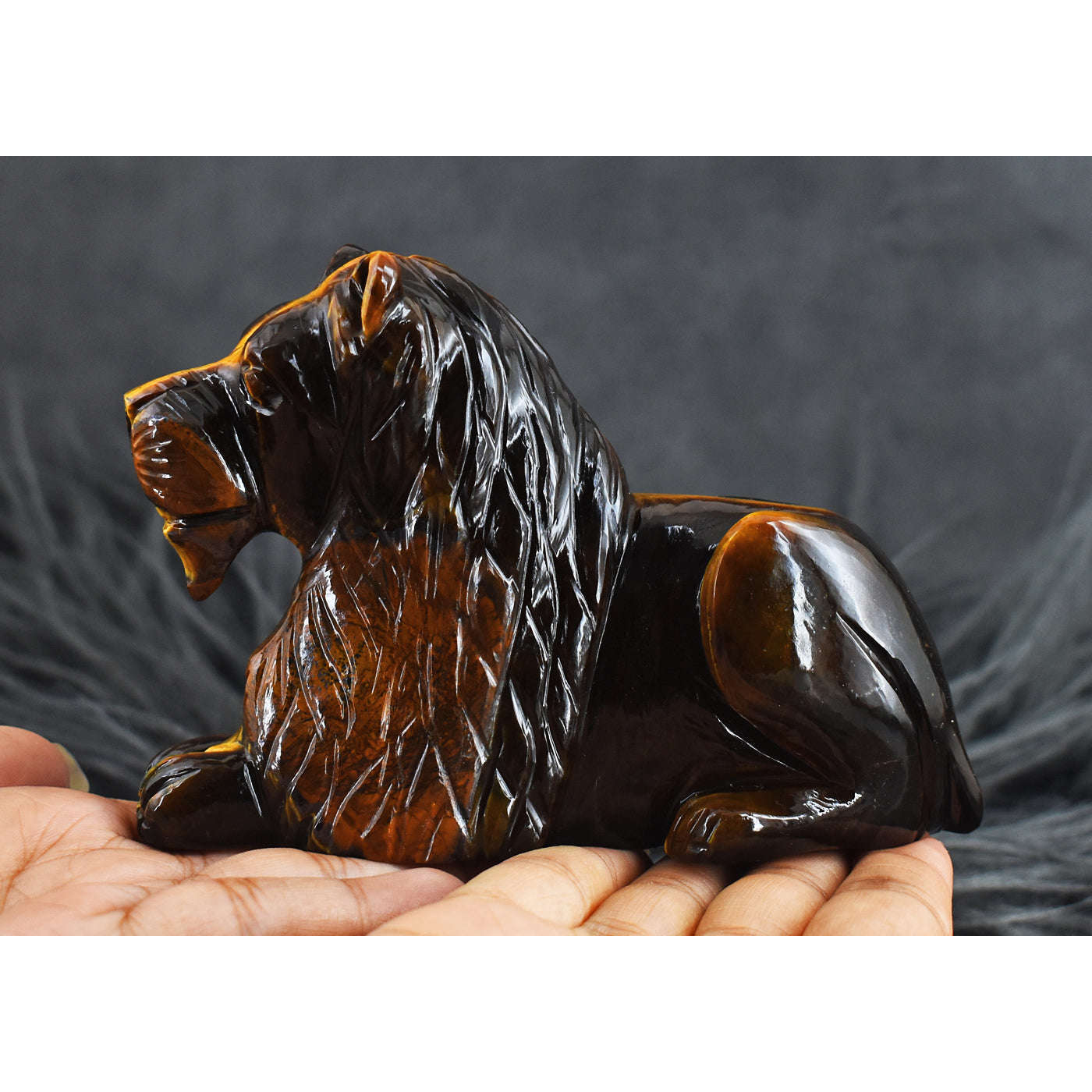 gemsmore:Artisian  2413.00  Cts  Genuine Tiger Eye  Hand Carved Crystal Gemstone Carving Lion