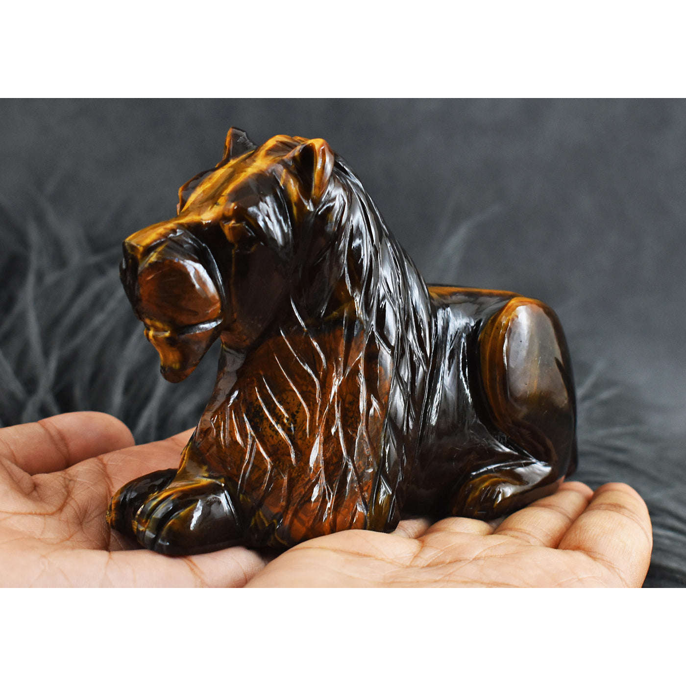 gemsmore:Artisian  2413.00  Cts  Genuine Tiger Eye  Hand Carved Crystal Gemstone Carving Lion